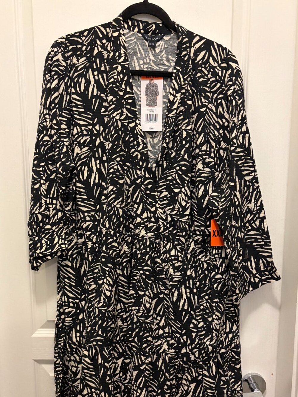 Tahari Women's Three-Quarter Sleeve Dress - XXL